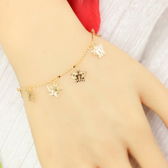 "Trendy Handmade Bracelet – A Thoughtful Gift for Girls & Women | UNVRC1050 - Picture 1 of 10